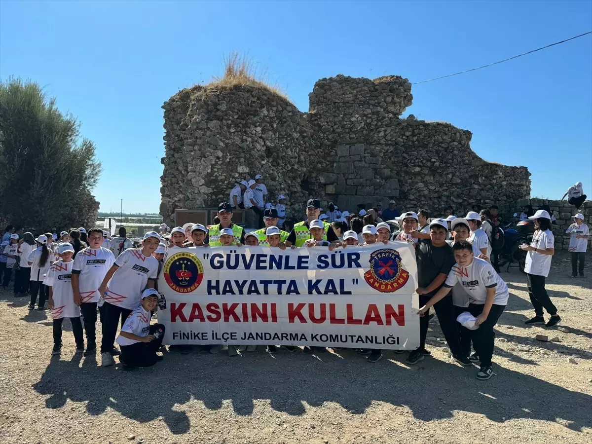 Finike’de 500 Öğrenciye Trafik Eğitimi