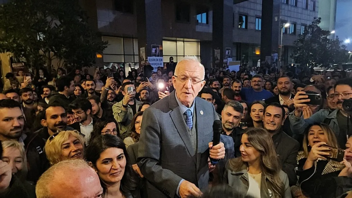 Baroyu PKK avukatlarıyla doldurdu! İlk tebrik eden isim İmamoğlu oldu