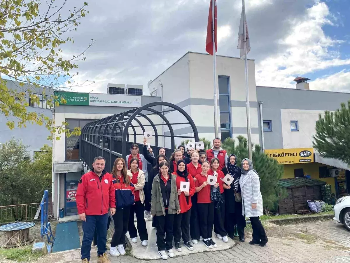 Öğrenciler Bahçeşehir Gençlik Merkezi’ni Ziyaret Etti