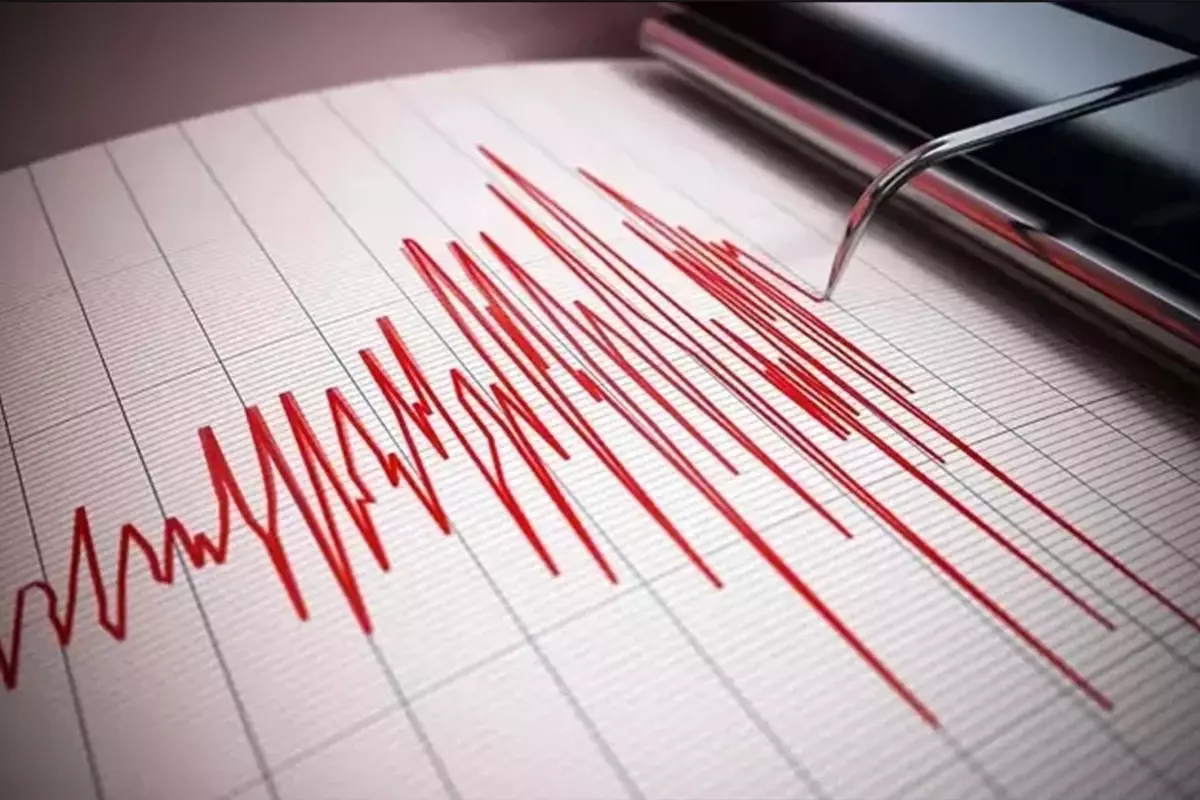 İstanbul’da 3 büyüklüğünde deprem