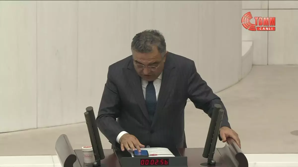 Sezgin Tanrıkulu’ndan Kayyum Atamalarına Sert Tepki