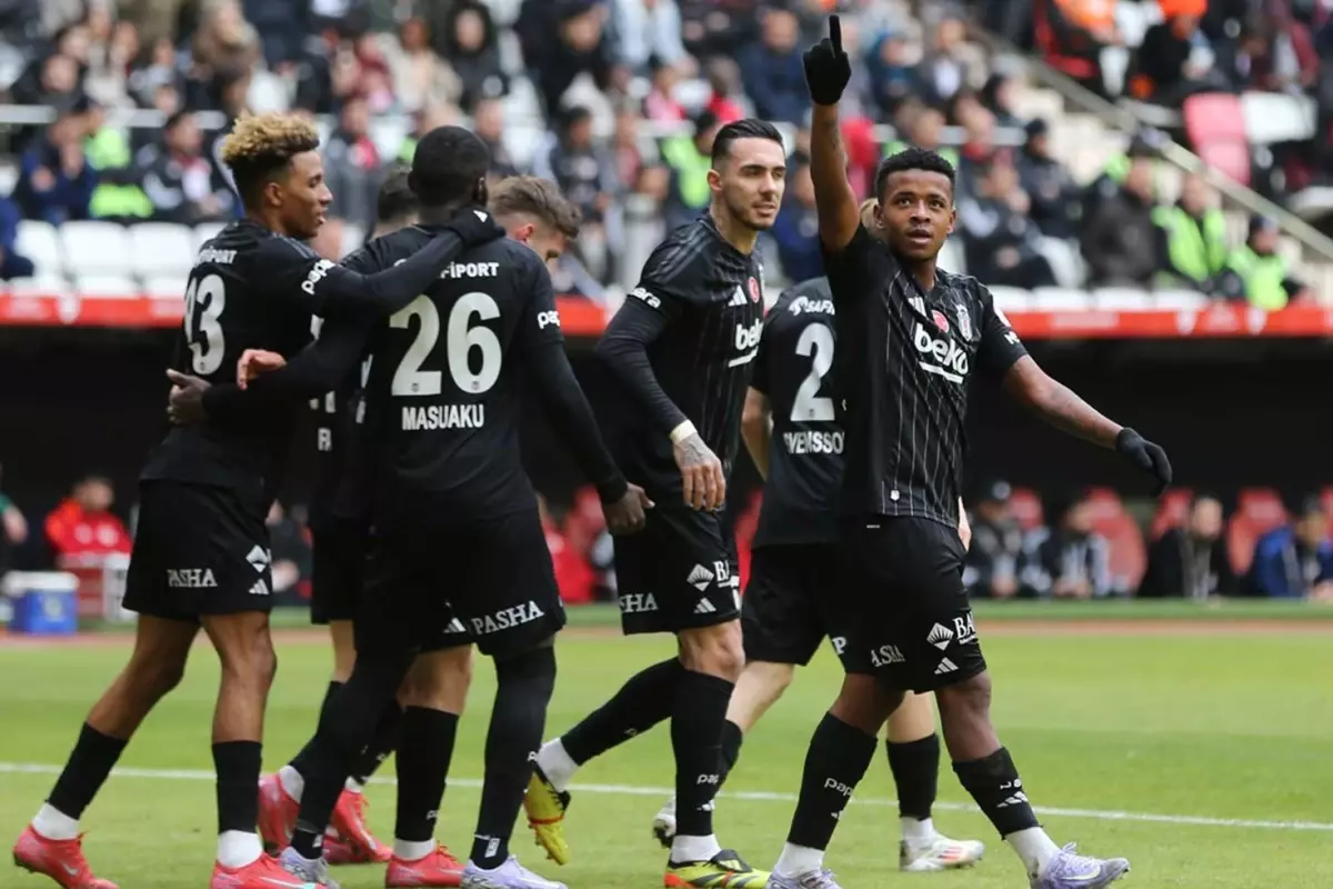 Antalyaspor’u 2-1 yenen Beşiktaş, Türkiye Kupası’nda çeyrek finale yükseldi