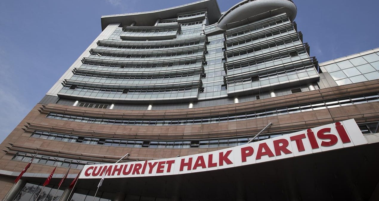 Avukatların İmamoğlu’nun sosyal medya hesaplarını kapatma hamlesine CHP’den yanıt