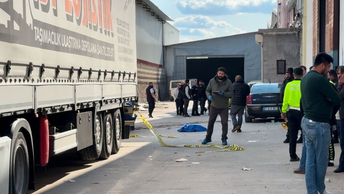 Gaziantep’te tırın altında kalan 5 yaşındaki çocuk hayatını kaybetti